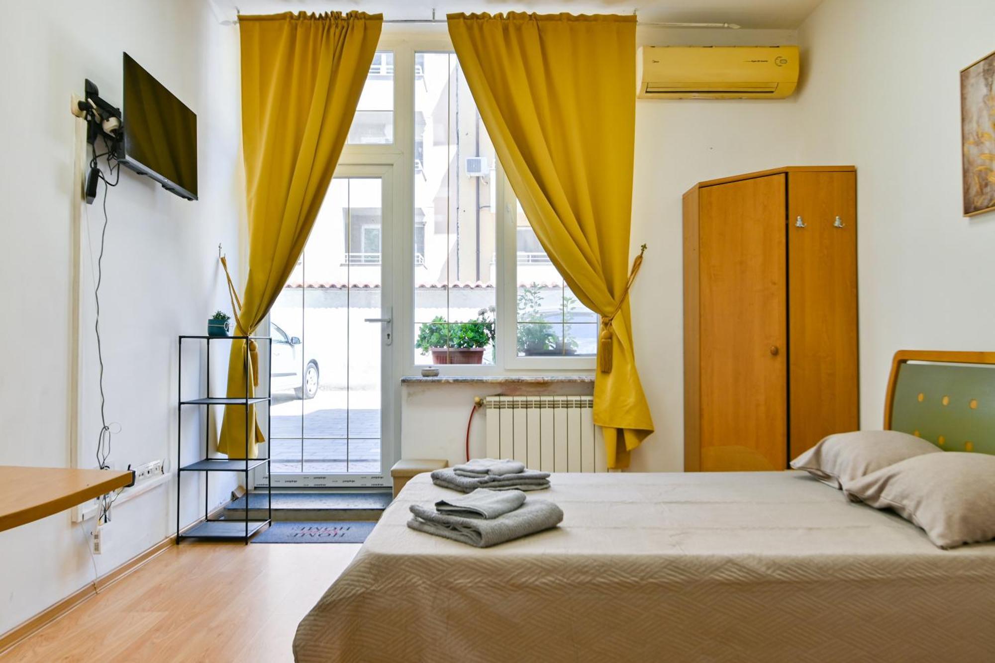 Cozy Apartment In Central Sofia Exterior photo